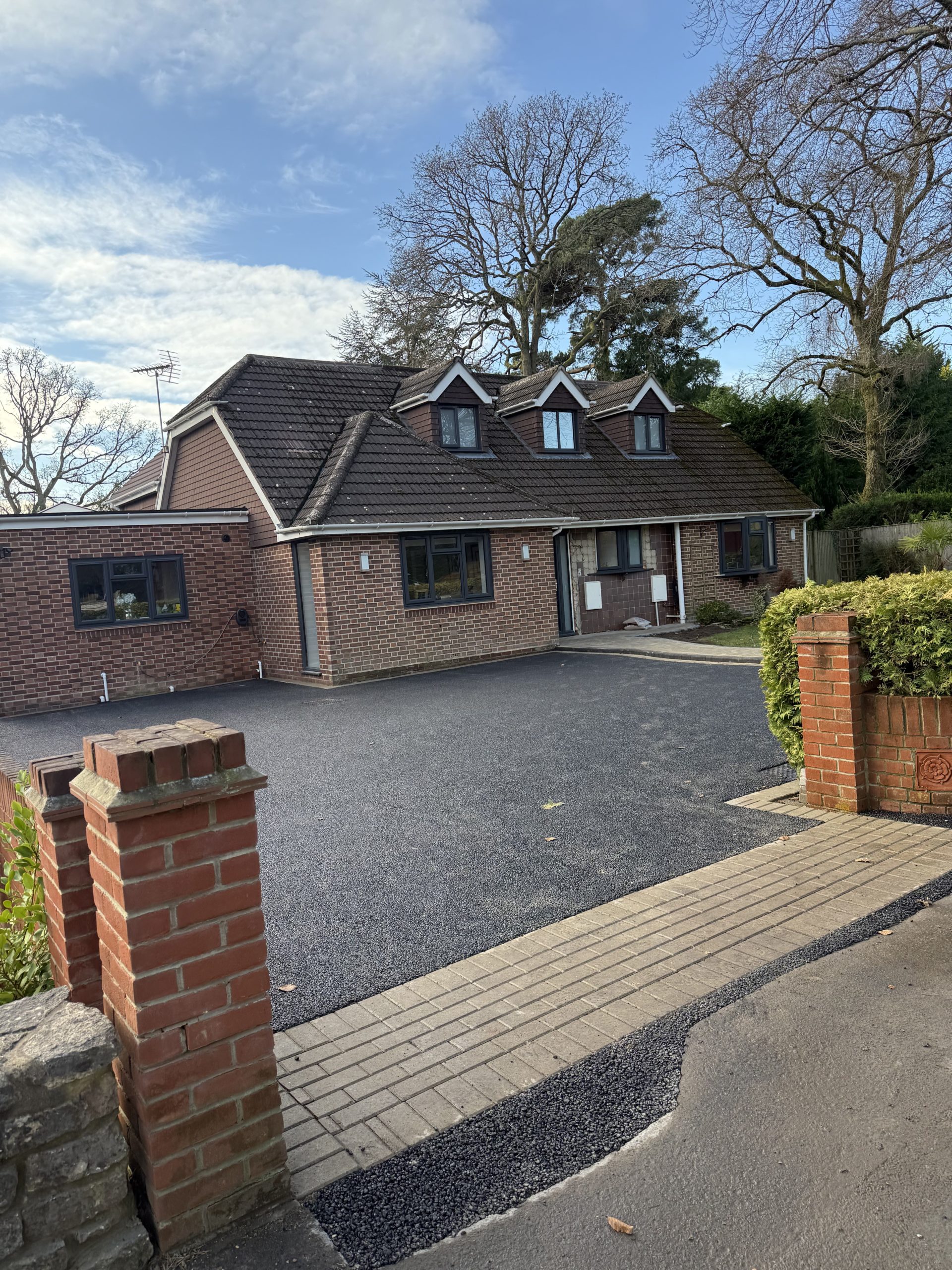 Tarmac driveway installed by Irvine Surfacing