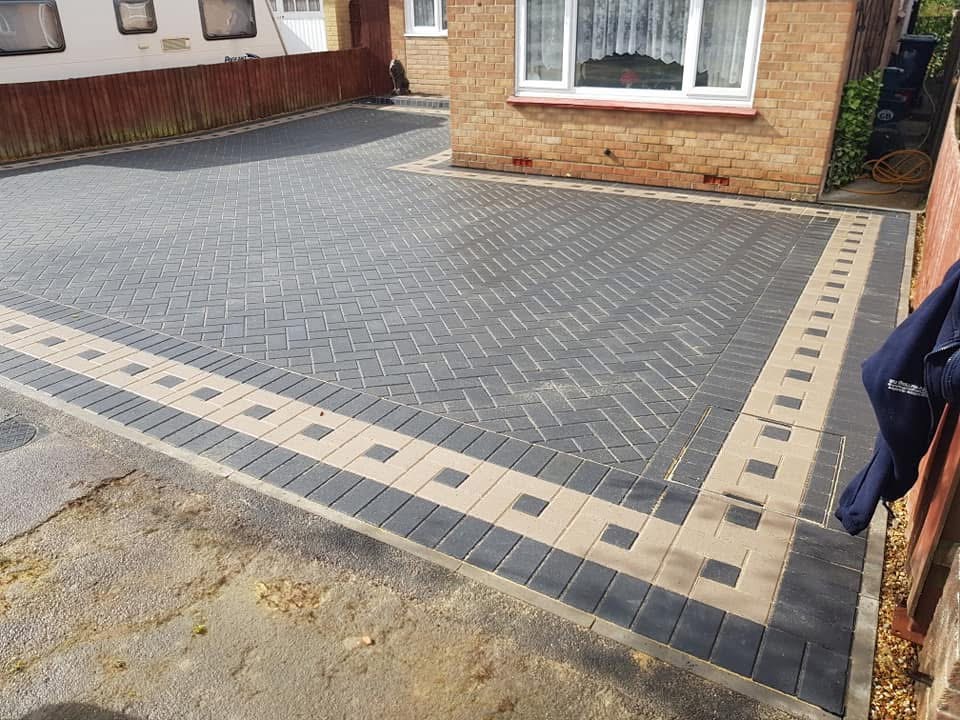 Block Paving Driveway Edging in Berkshire